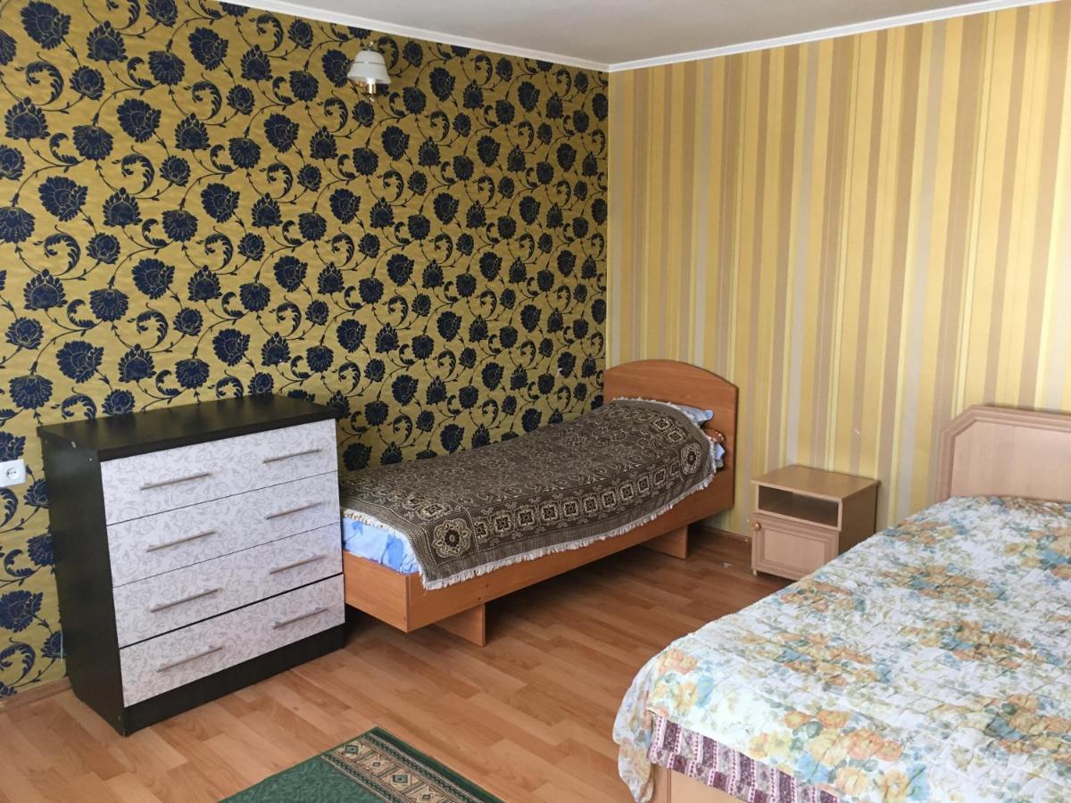Эдем Hotel Cholponata Buitenkant foto