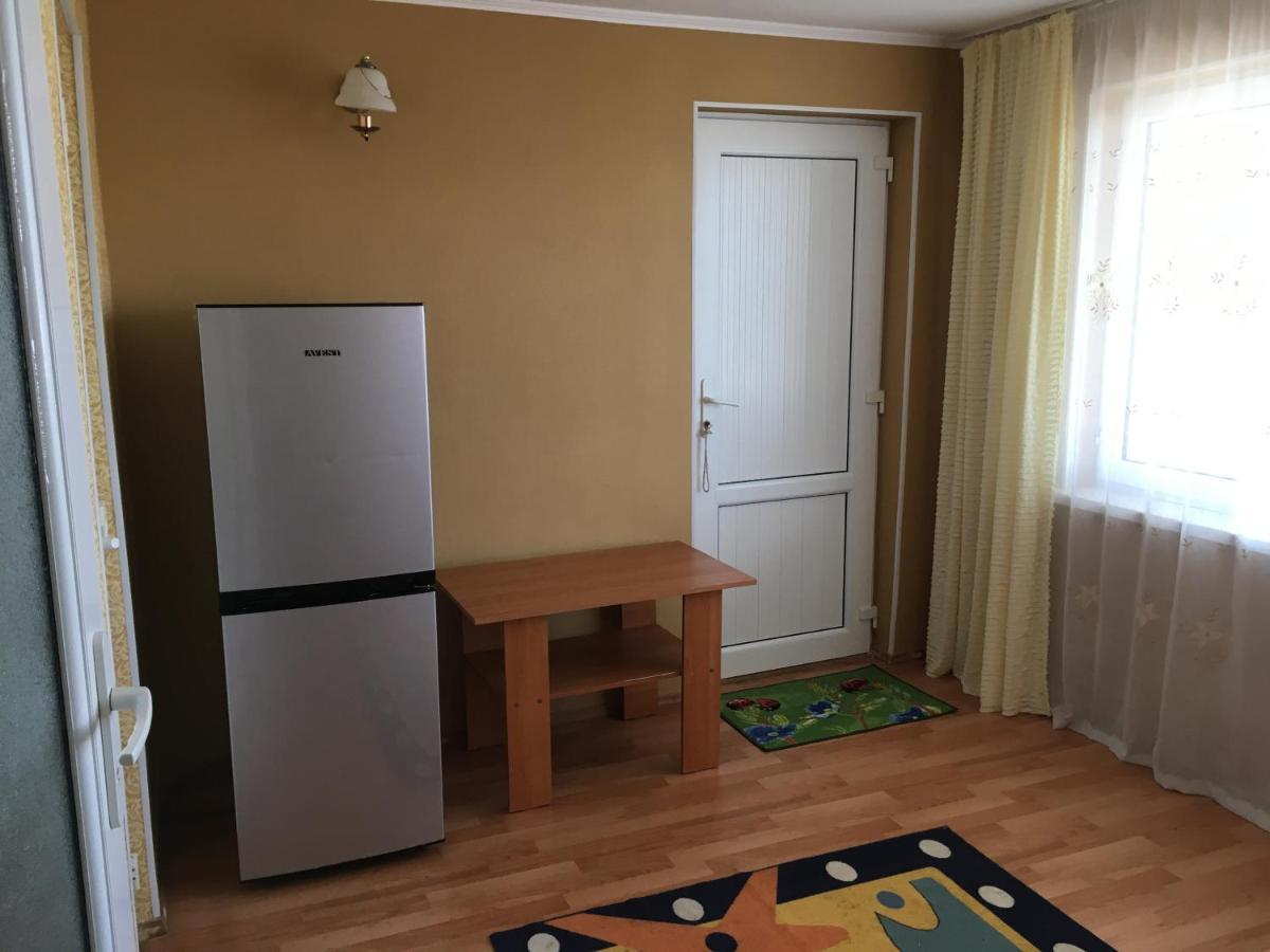 Эдем Hotel Cholponata Buitenkant foto