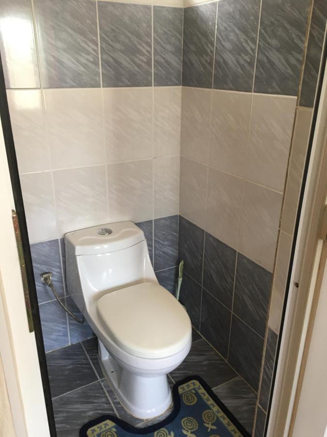 Эдем Hotel Cholponata Buitenkant foto