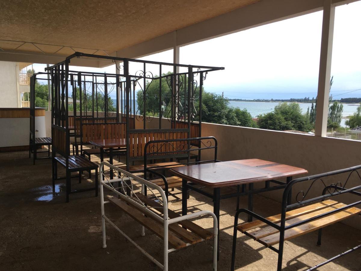 Эдем Hotel Cholponata Buitenkant foto