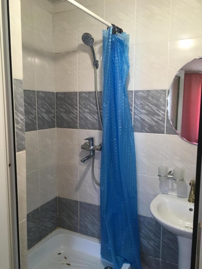 Эдем Hotel Cholponata Buitenkant foto