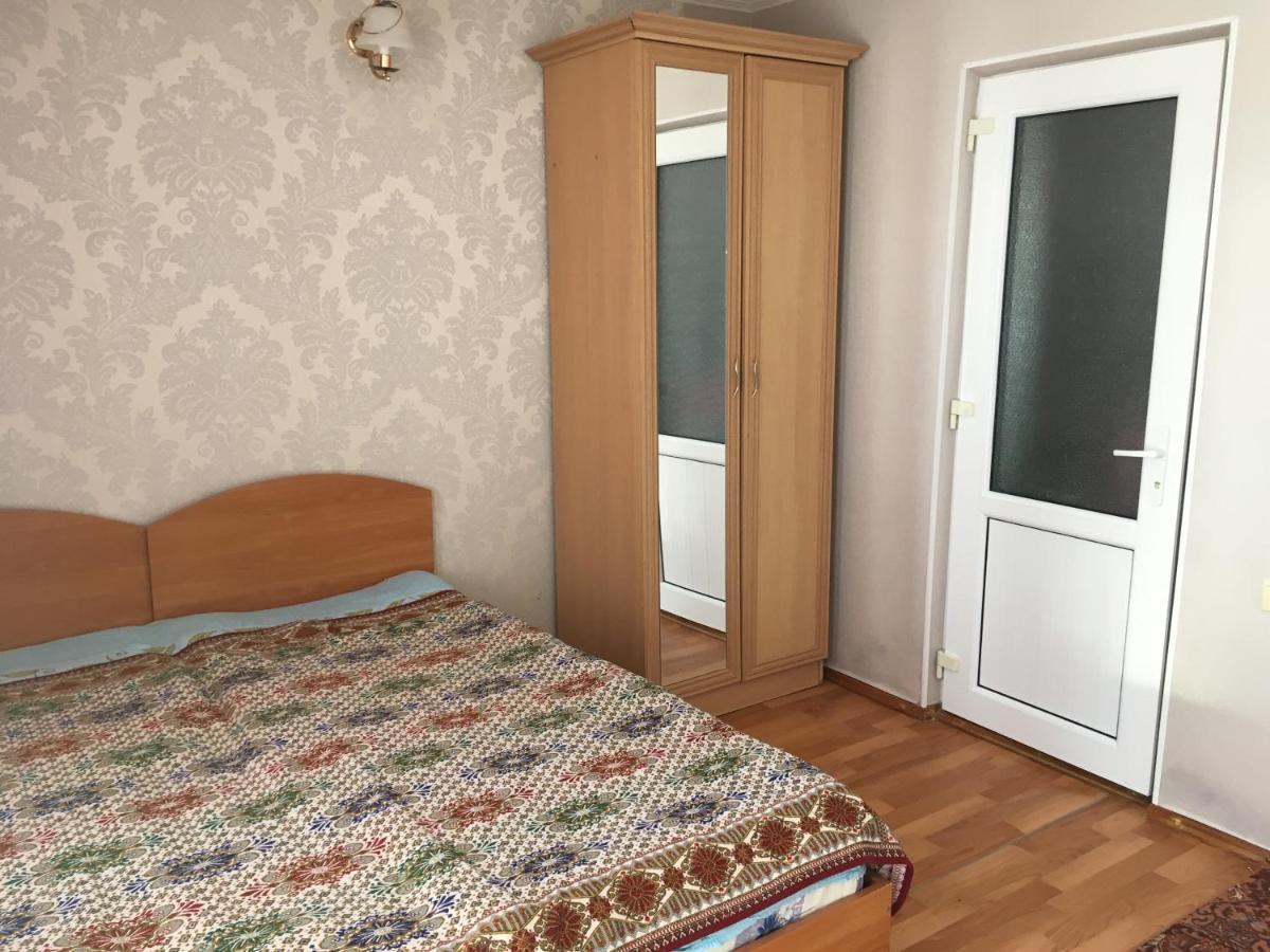 Эдем Hotel Cholponata Buitenkant foto